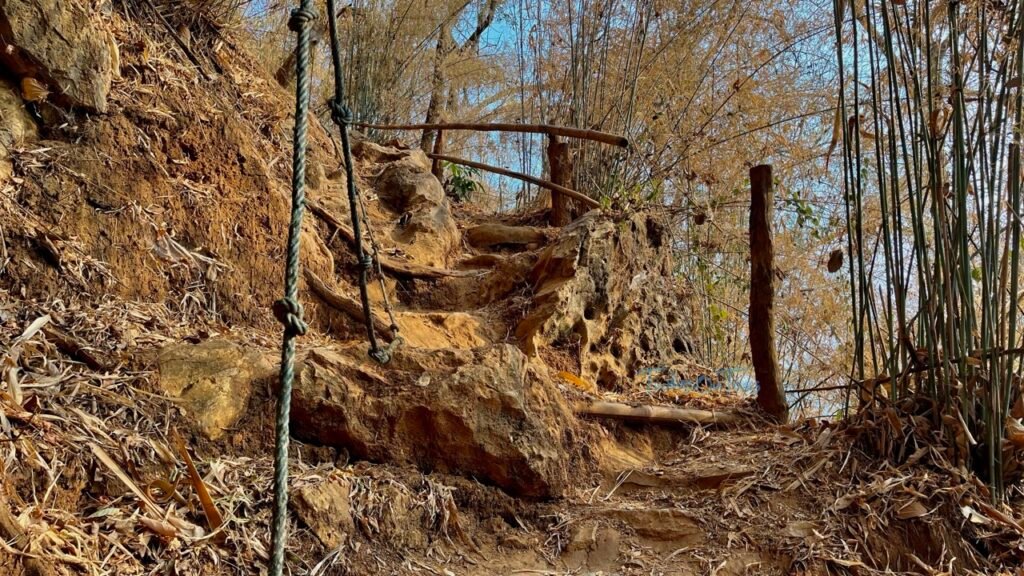 challenging terrain along the hike - TwinsOnToes Challenging terrain along the hike