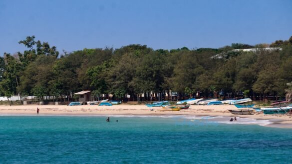 Dutch Bay Beach, Trincomalee