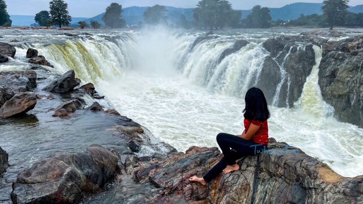 Hogenakkal Waterfalls guide