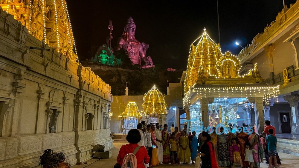 Murudeshwara temple inside