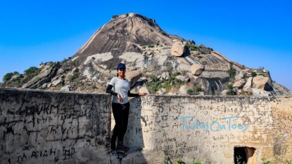 Madhugiri fort hiking guide