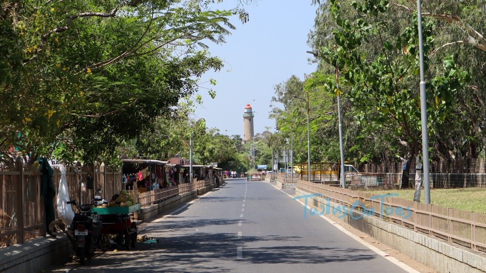 mahabalipuram lighthouse 1 - TwinsOnToes Mahabalipuram lighthouse