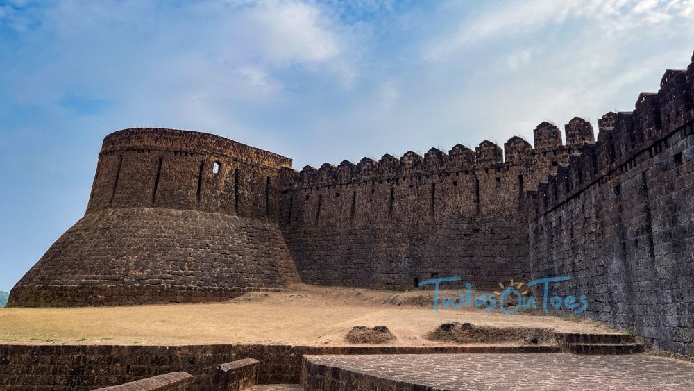 Mirjan Fort Photo Blog Travel Guide Mirjan Fort Photo Blog Travel Guide