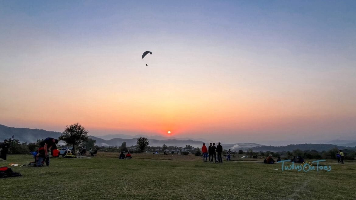 Paragliding in Bir Billing, Himachal Pradesh