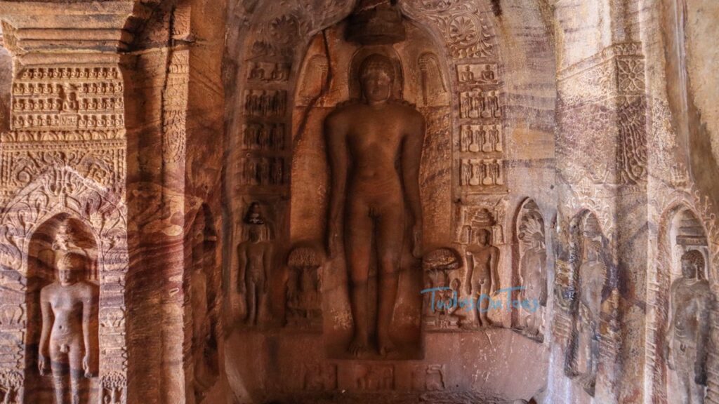 tirthankara statues 1 - TwinsOnToes Tirthankara Statues